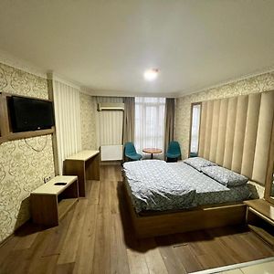 Camellia Suit Hotel